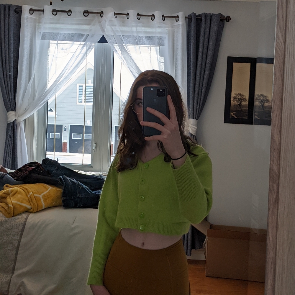 Long sleeve green wool shit in size S